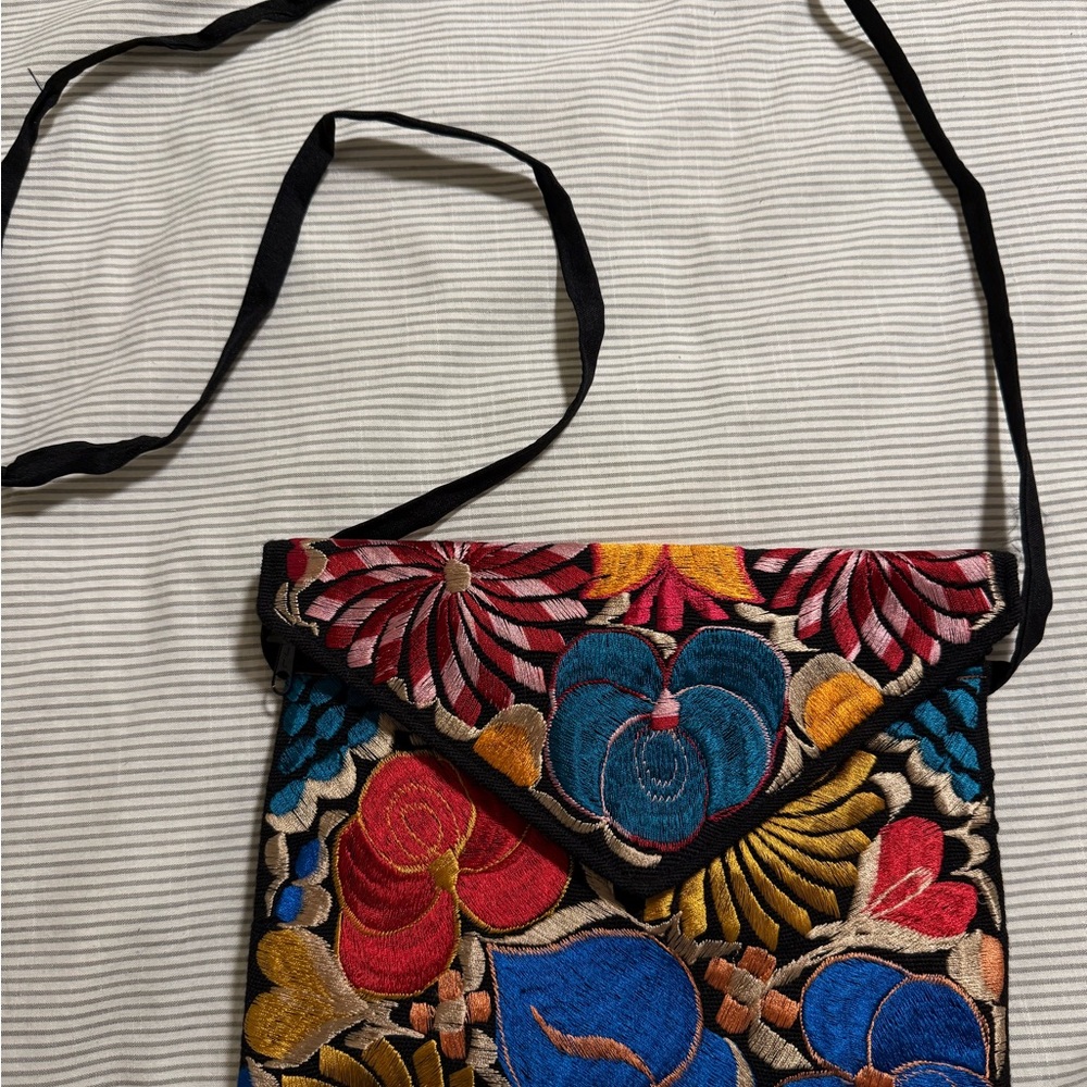 Vintage Embroidered Multicolor Crossbody Bag